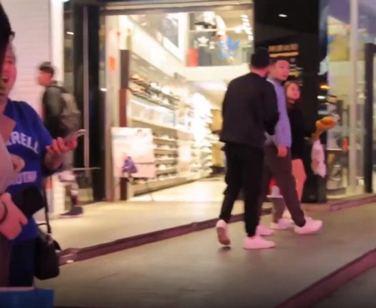 约会居然在游戏厅秀操作!还能这样泡妞,这二十多年白活了!